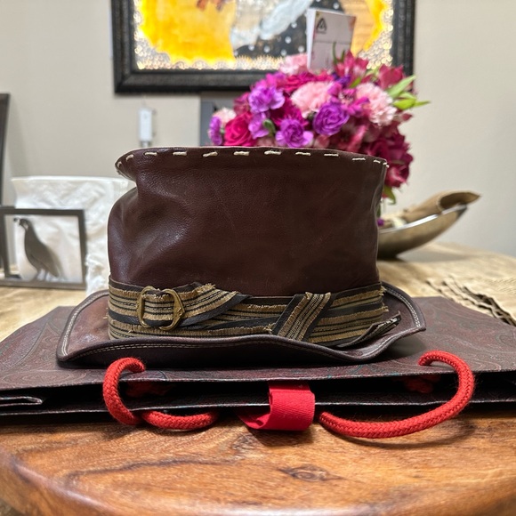 MOVE ROMA | Accessories | Move Roma Officine Del Cappello  display picture 1